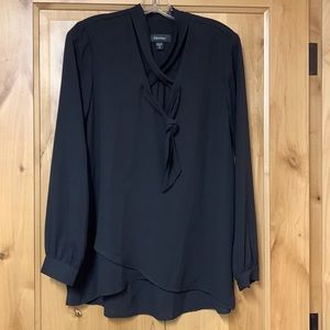 Women Karen Kane Black size M Blouse.